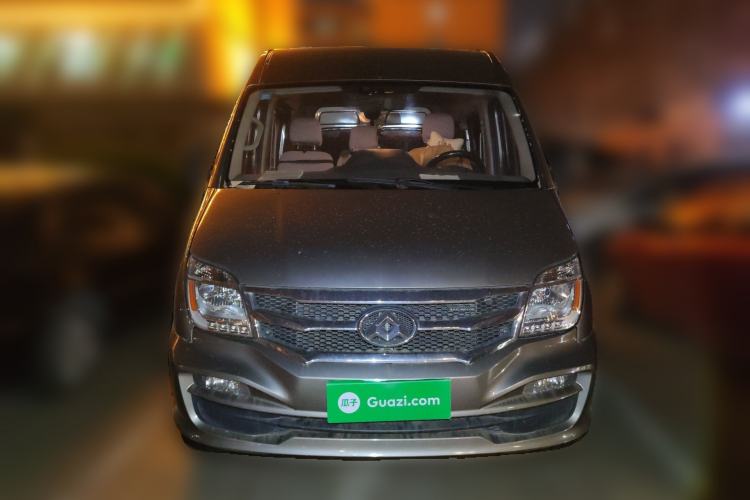 Used SAIC MAXUS Xintu V80  Front
