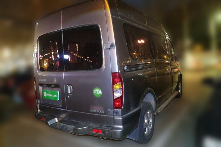 Used SAIC MAXUS Xintu V80  Rear Right 45 Deg