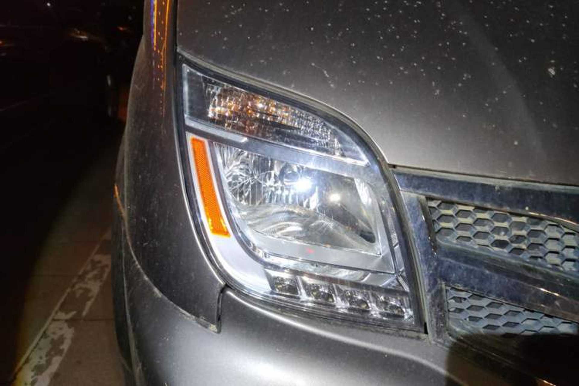 Used SAIC MAXUS Xintu V80  Right Front Headlight