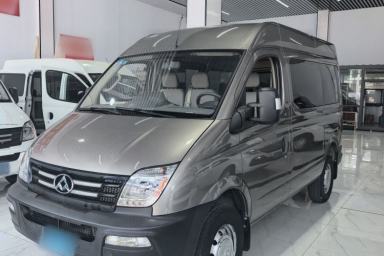 Used SAIC MAXUS Xintu V80 2017 2.5T AMT Aoyuntong National V Short Wheelbase Mid-Roof 5/6/10-Seater