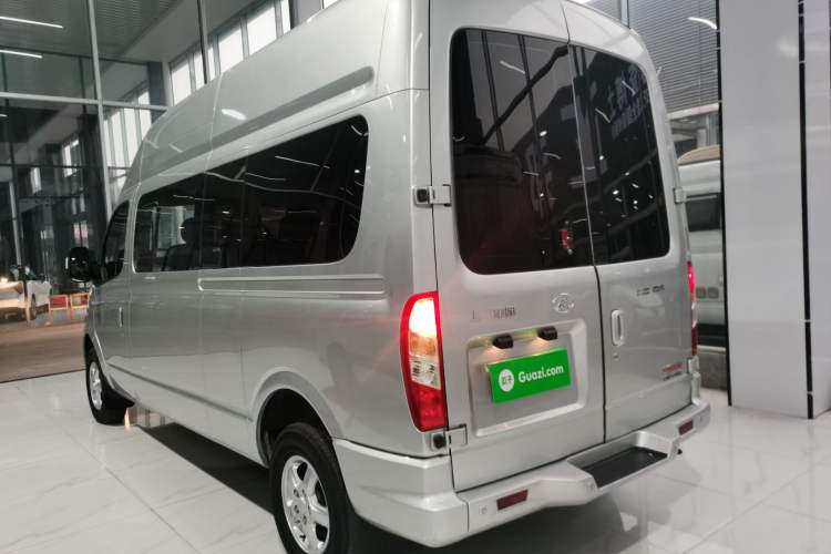 Used SAIC MAXUS Xintu V80 2017 2.5T AMT Aoyuntong China V Standard Long Wheelbase High Roof – 6 to 10 Seats Exterior 3