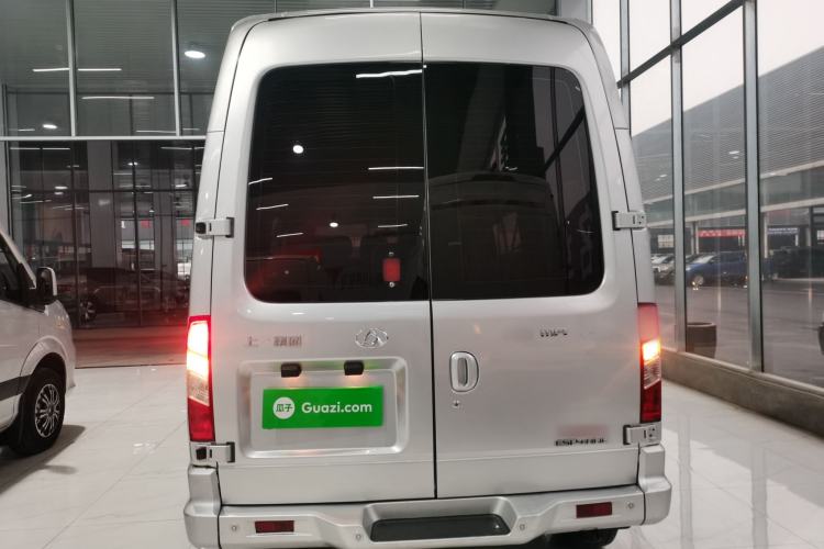 Used SAIC MAXUS Xintu V80 2017 2.5T AMT Aoyuntong China V Standard Long Wheelbase High Roof – 6 to 10 Seats Exterior 4
