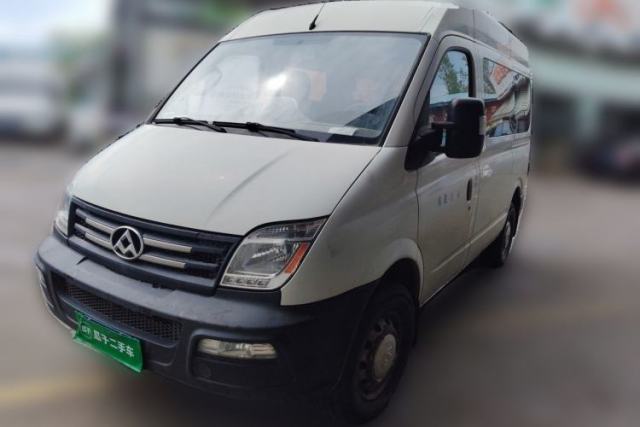 Used SAIC MAXUS Xintu V80 2017 2.5T AMT Aoyuntong National V Short Wheelbase Mid-Roof 5/6/10-Seater