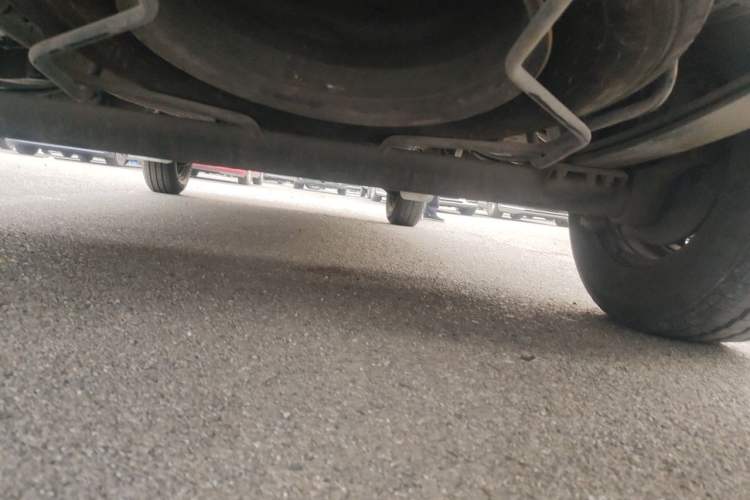 Used SAIC MAXUS Xintu V80  Chassis Rear