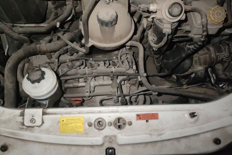 Used SAIC MAXUS Xintu V80  Engine Bay