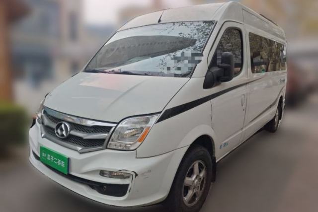 Used SAIC MAXUS Xintu V80 2017 2.5T AMT Aoyuntong National V Long Wheelbase Mid-Roof Design 6–10 Seats