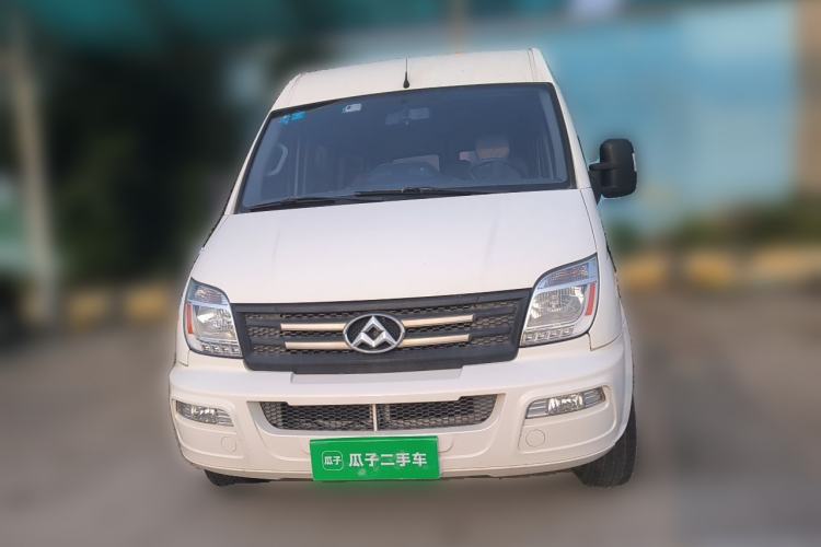 Used SAIC MAXUS Xintu V80 2017 2.5T 5-Speed Manual Aoyuntong National V Short Wheelbase Mid-Roof 5/6/10-Seater Front