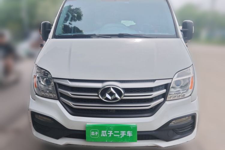 Used SAIC MAXUS Xintu V80 2017 2.5T 6-Speed Manual Aoyuntong National V Short Wheelbase Mid-Height 5/6/10-Seater Front