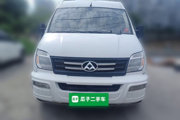 Used SAIC MAXUS Xintu V80 2017 2.5T 5-Speed Manual Aoyuntong National IV Long Wheelbase Mid-Roof 6-10 Seater Front