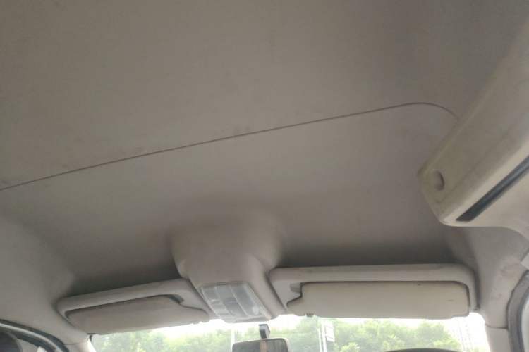 Used SAIC MAXUS Xintu V80  Headliner