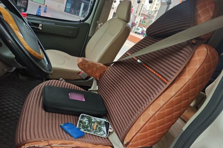 Used SAIC MAXUS Xintu V80 2017 2.5T AMT Aoyuntong National V Long Wheelbase Mid-Roof Design 6–10 Seats Left Front Seat