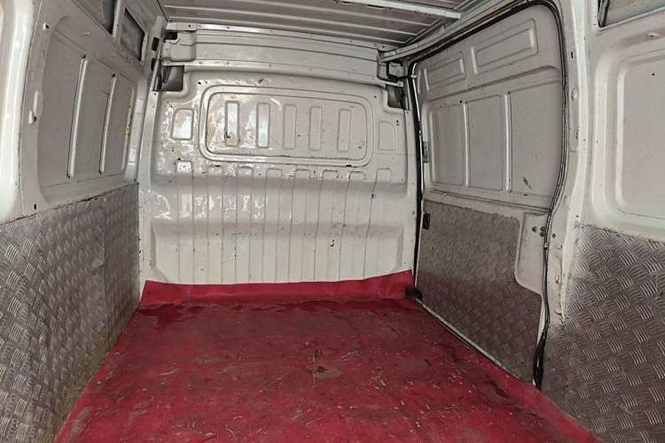 Used SAIC MAXUS Xintu V80  Left Rear Seat