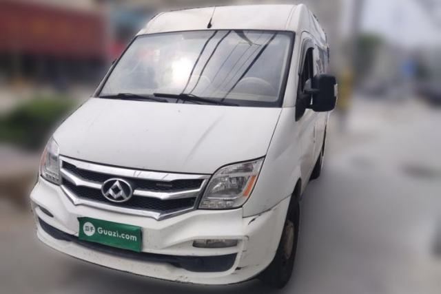 Used SAIC MAXUS Xintu V80 2017 2.5T 5-Speed Manual Aoyuntong National V Short Wheelbase Mid-Roof 5/6/10-Seater