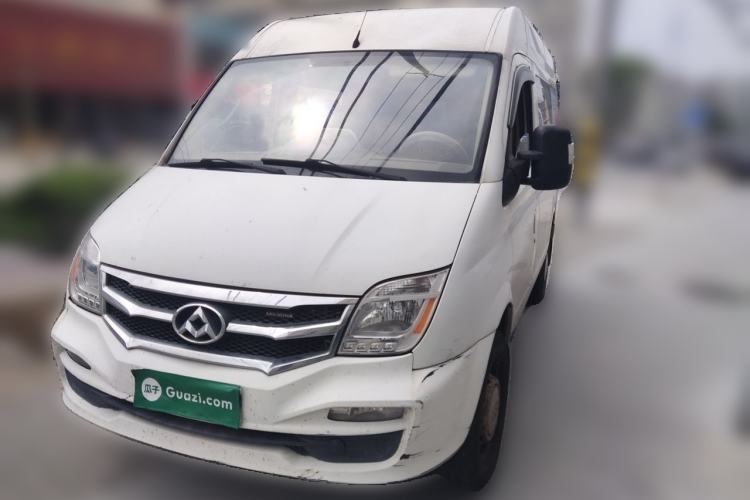 Used SAIC MAXUS Xintu V80 2017 2.5T 5-Speed Manual Aoyuntong National V Short Wheelbase Mid-Roof 5/6/10-Seater Guazi used car, China used car export, Used car for sale, Used cars, Cheapest cars for sale