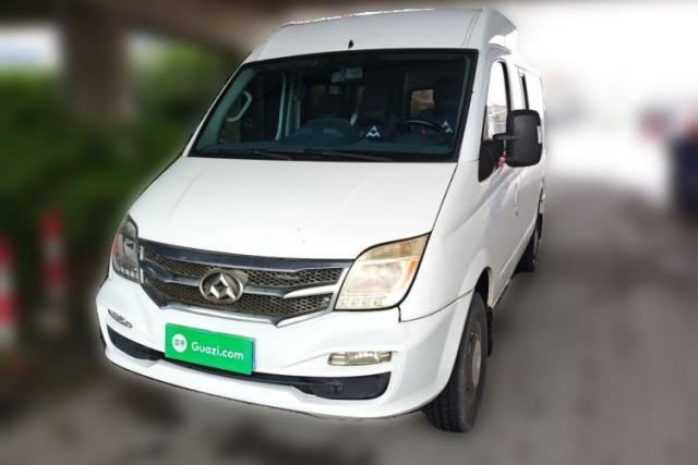 Used SAIC MAXUS Xintu V80 2017 2.5T 5-Speed Manual Aoyuntong National V Short Wheelbase Mid-Roof 5/6/10-Seater