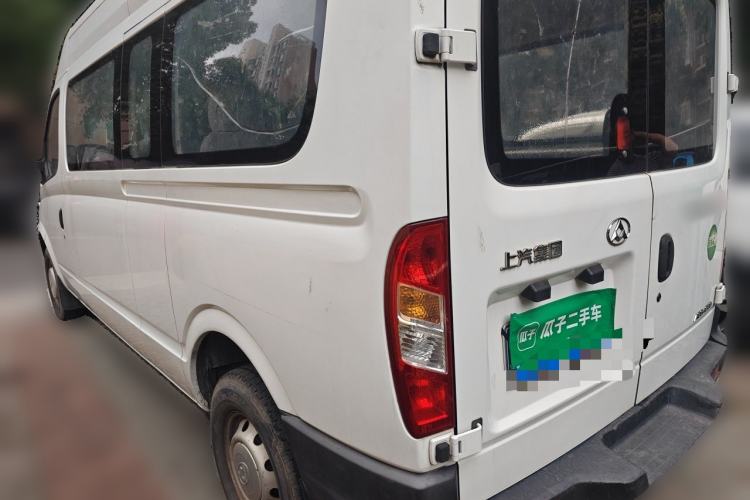 Used SAIC MAXUS Xintu V80 2017 2.5T 5-Speed Manual Aoyuntong National IV Long Wheelbase Mid-Roof 6-10 Seater Rear Left 45 Deg