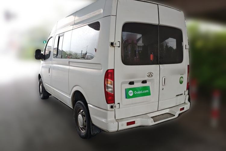 Used SAIC MAXUS Xintu V80 2017 2.5T 5-Speed Manual Aoyuntong National V Short Wheelbase Mid-Roof 5/6/10-Seater Rear Left 45 Deg