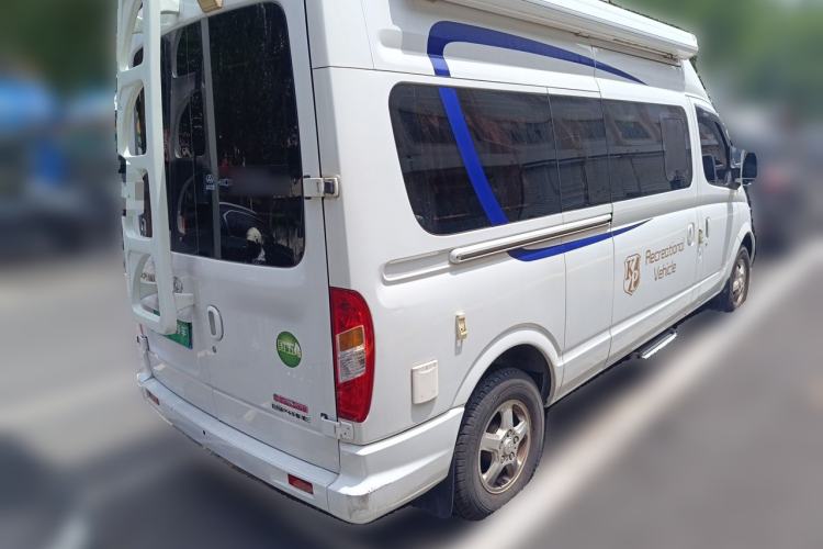Used SAIC MAXUS Xintu V80  Rear Right 45 Deg