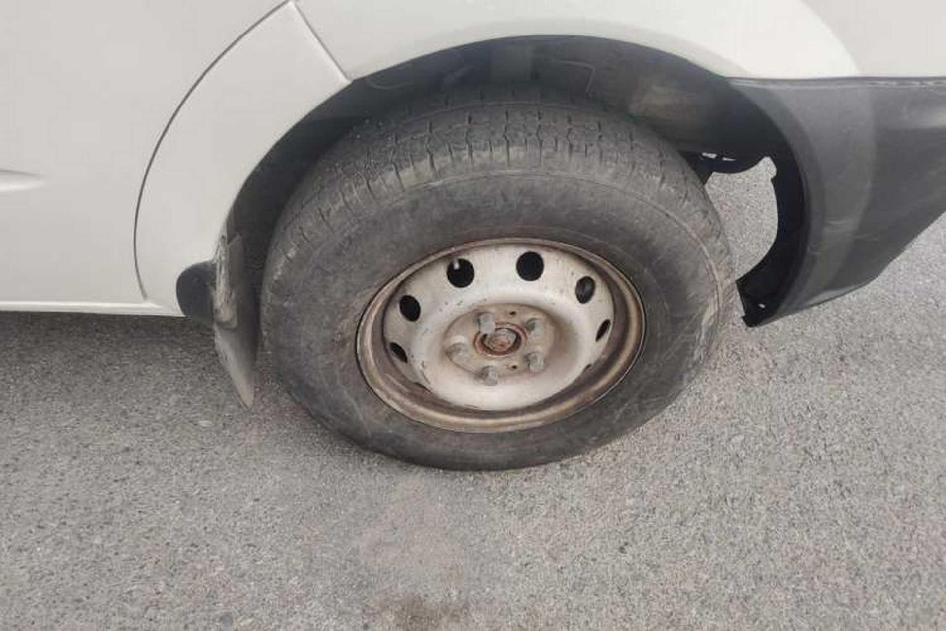 Used SAIC MAXUS Xintu V80  Right Front Wheel Hub