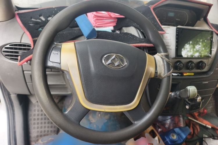 Used SAIC MAXUS Xintu V80 2017 2.5T 6-Speed Manual Aoyuntong National V Long Wheelbase Mid-Height 6–10 Seater Steering Wheel