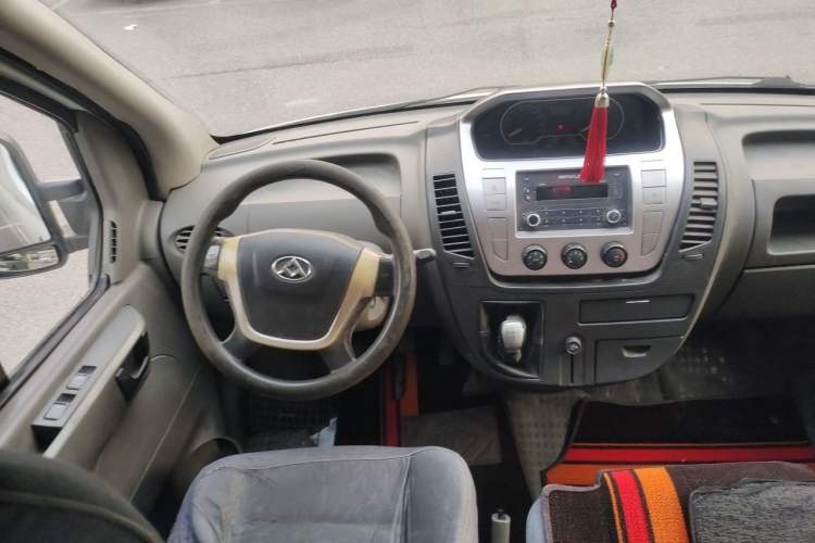 Used SAIC MAXUS Xintu V80  Steering Wheel