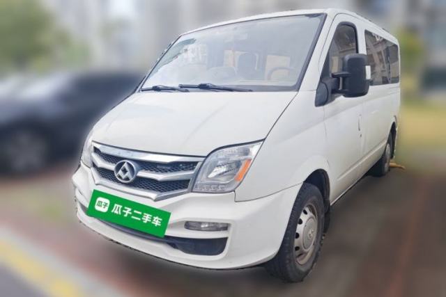 Used SAIC MAXUS Xintu V80 2017 2.5T AMT Aoyuntong National V Short Wheelbase Ultra-Low Roof 5/6/10-Seater