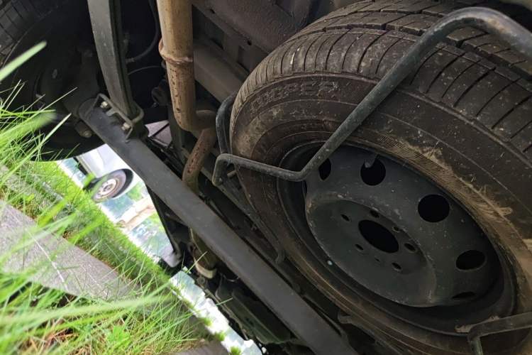 Used SAIC MAXUS Xintu V80  Chassis Rear