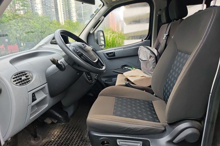 Used SAIC MAXUS Xintu V80  Left Front Seat
