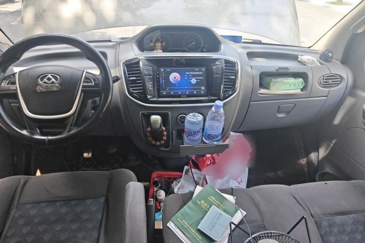 Used SAIC MAXUS Xintu V80  Center Console