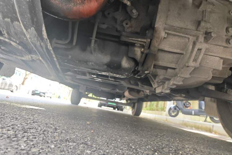 Used SAIC MAXUS Xintu V80  Chassis Front