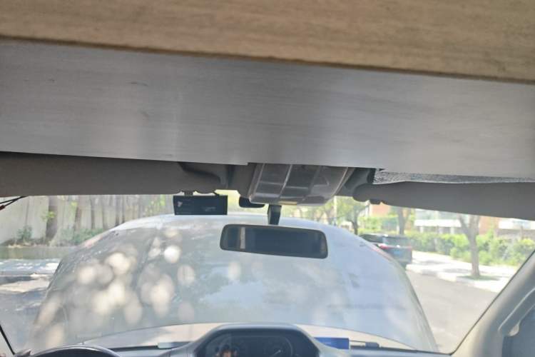 Used SAIC MAXUS Xintu V80  Headliner