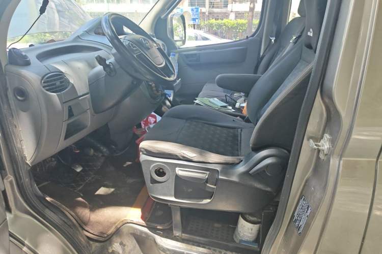 Used SAIC MAXUS Xintu V80  Left Front Seat
