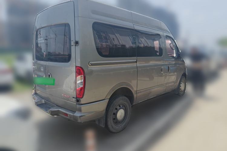 Used SAIC MAXUS Xintu V80 2018 2.5T AMT Elite Edition Short Wheelbase Mid-Roof Design 5-6 Seater Rear Right 45 Deg