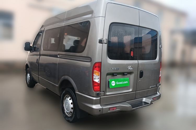 Used SAIC MAXUS Xintu V80 2018 2.5T 6-Speed Manual Aoyuntong Short Wheelbase Mid-Height 5-6 Seater Rear Left 45 Deg