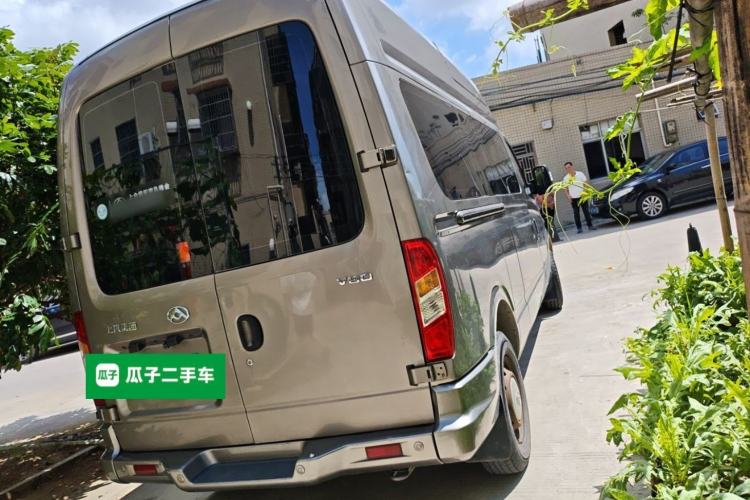 Used SAIC MAXUS Xintu V80 2018 2.5T 6-Speed Manual Commercial Short Wheelbase Mid-Height 9-Seater Rear Right 45 Deg