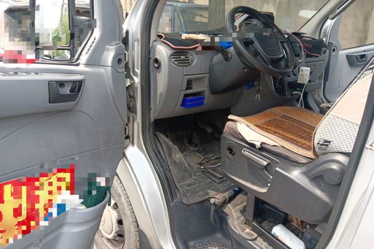 Used SAIC MAXUS Xintu V80  Driver Seat