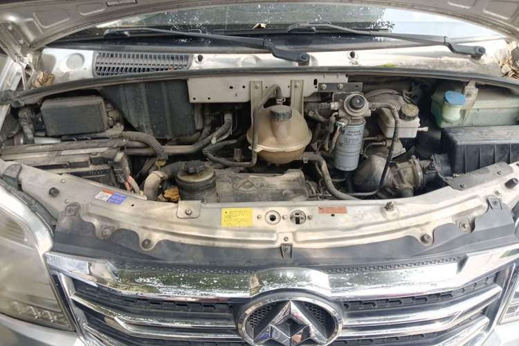 Used SAIC MAXUS Xintu V80  Engine Bay