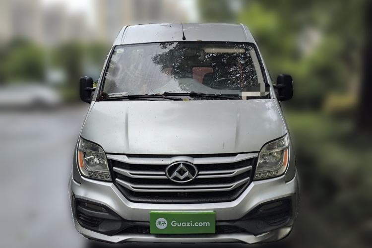 Used SAIC MAXUS Xintu V80 2018 2.5T 6-Speed Manual Aowentong Long-Wheelbase Mid-Roof 7/10-Seater Front