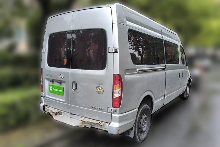 Used SAIC MAXUS Xintu V80 2018 2.5T 6-Speed Manual Aowentong Long-Wheelbase Mid-Roof 7/10-Seater Rear Right 45 Deg