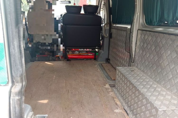 Used SAIC MAXUS Xintu V80  Trunk
