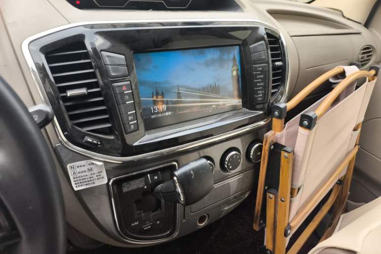 Used SAIC MAXUS Xintu V80  Audio And AC Panel