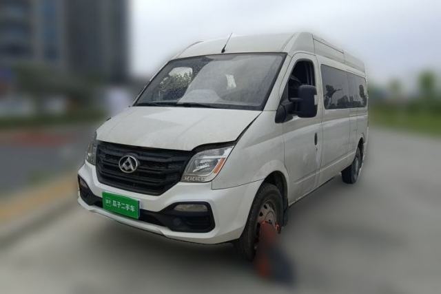 Used SAIC MAXUS Xintu V80 2018 2.5T 6-Speed Manual Elite Edition Long Wheelbase Mid-Height 7/10-Seater