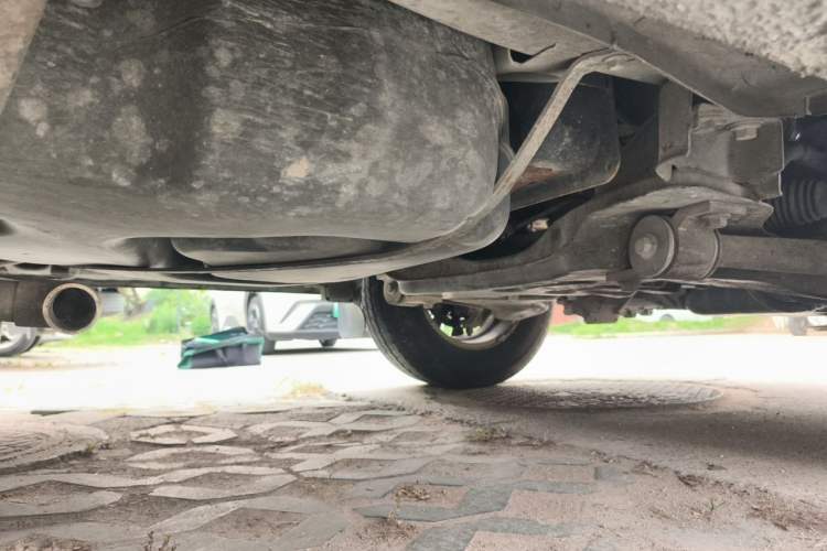 Used SAIC MAXUS Xintu V80  Chassis Front