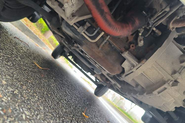 Used SAIC MAXUS Xintu V80  Chassis Front