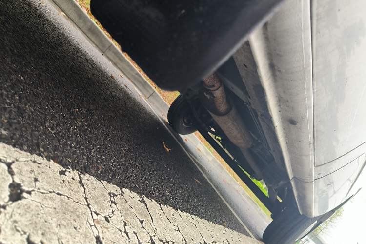 Used SAIC MAXUS Xintu V80  Chassis Front Left