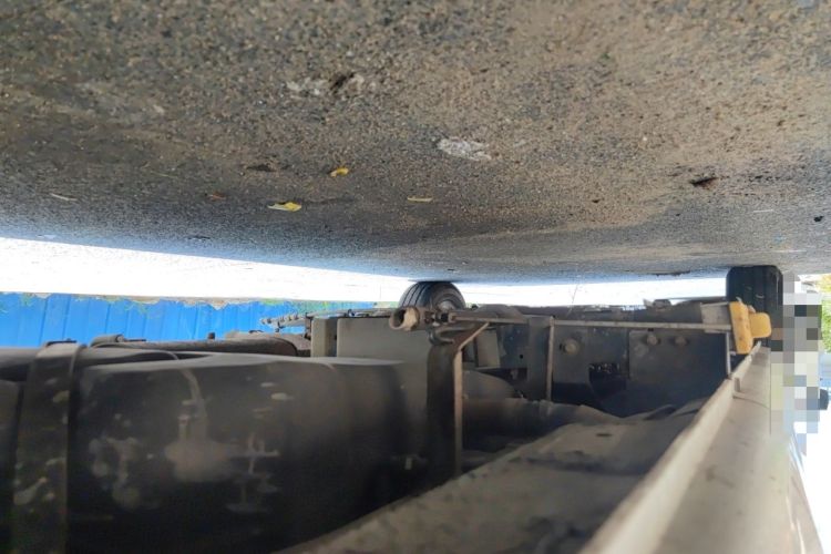 Used SAIC MAXUS Xintu V80  Chassis Front Right