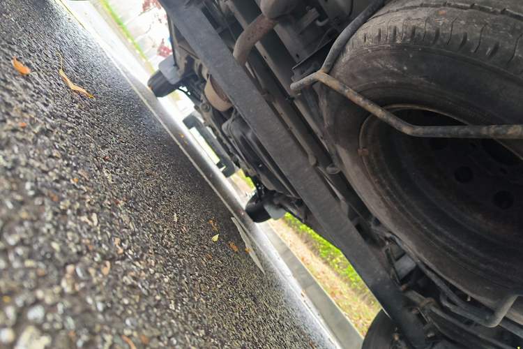 Used SAIC MAXUS Xintu V80  Chassis Rear