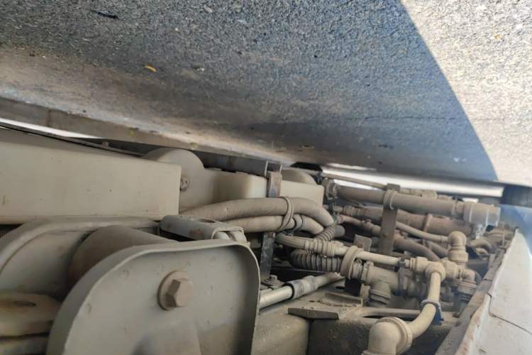 Used SAIC MAXUS Xintu V80  Chassis Rear Left