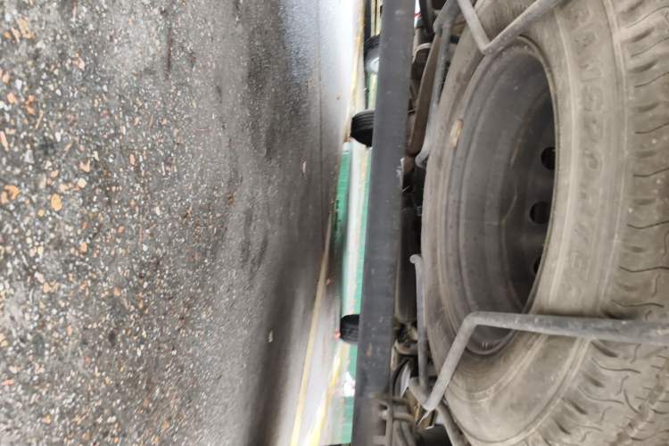 Used SAIC MAXUS Xintu V80  Chassis Rear