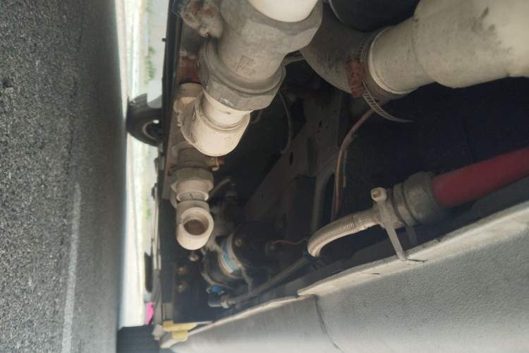 Used SAIC MAXUS Xintu V80  Chassis Rear Right